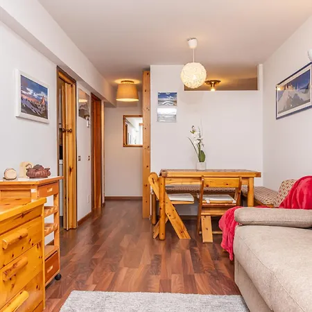 Apartment Cervinia Alpine Just Steps From The Slopes