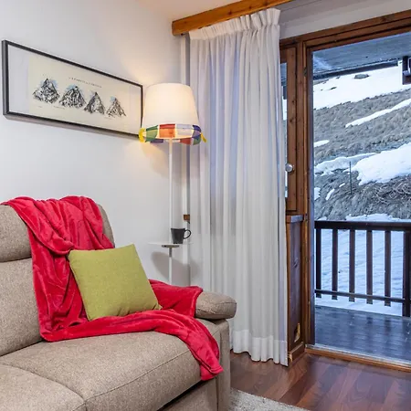 Apartment Cervinia Alpine Just Steps From The Slopes