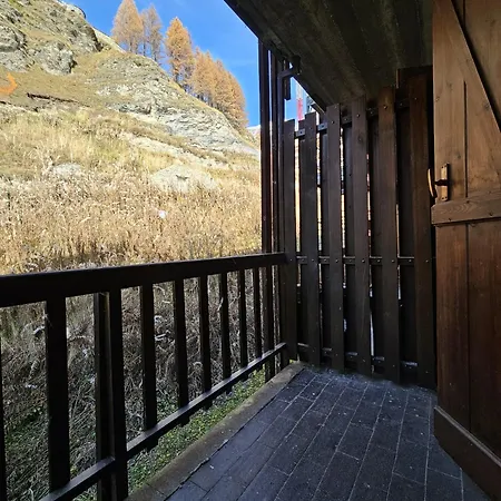 Cervinia Alpine Just Steps From The Slopes