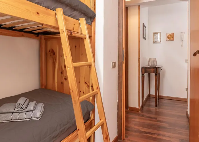 Cervinia Alpine Just Steps From The Slopes Апартаменти *